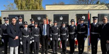 Делегација Криминалистичко-полицијског универзитета одала почаст српским жртвама у Првом светском рату у Словачкој