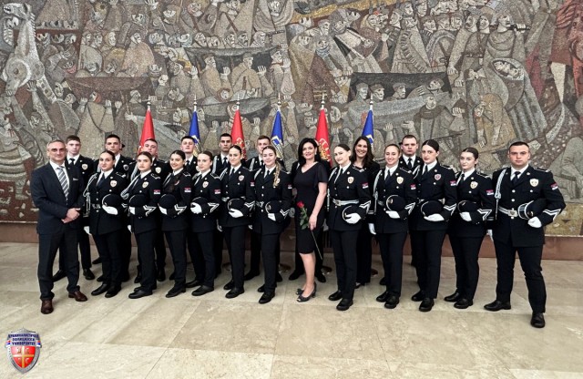 NASLOVNA_28129.jpg